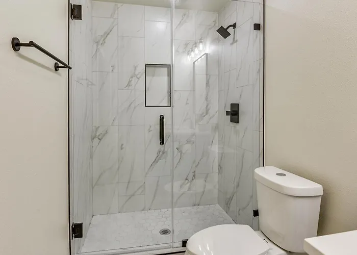 12 Mi To Bok Center: Pet-friendly W/ Yard! Tulsa
